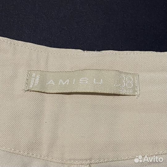 Бежевые шорты