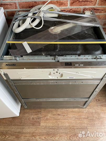 Посудомоечная машина Miele Германия