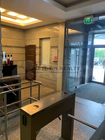 ПСН/Торговое при входе в бц - 4.9 м² хор под Табак