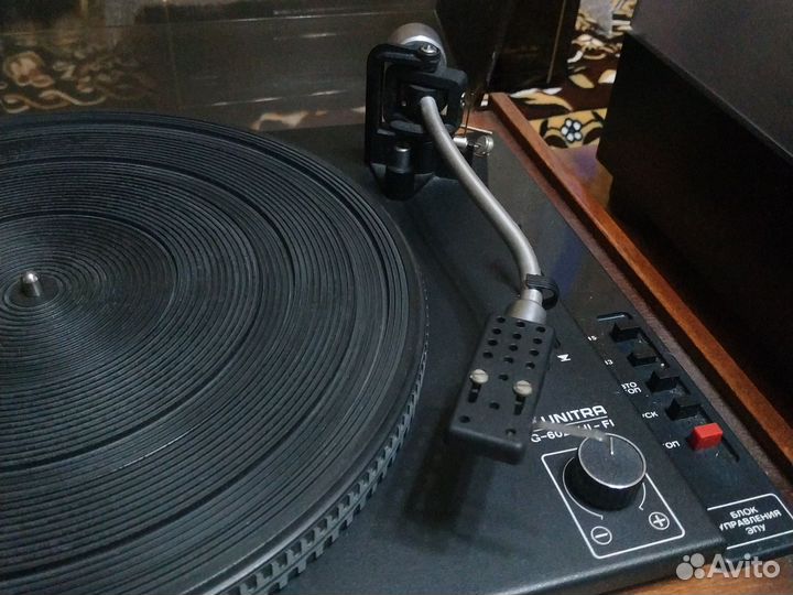 Проигрыватель винила Вега 106 стерео