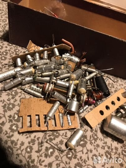 Конденсаторы кучкой советская коллекция