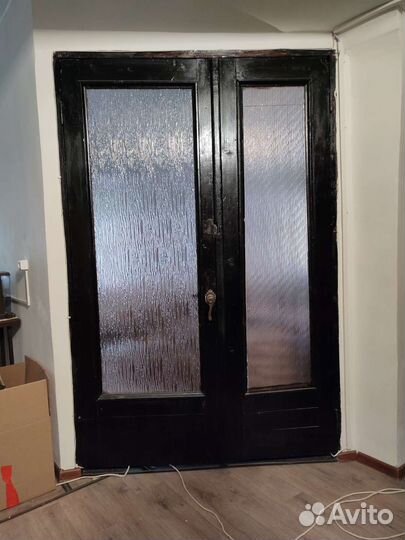 Дверь межкомнатная деревянная