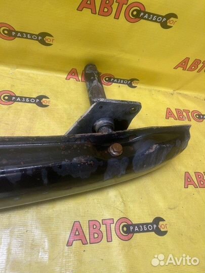 Усилитель бампера задний Volkswagen Jetta AZJ 2001