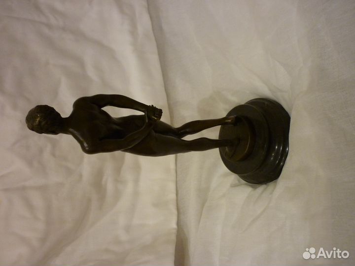 Статуэтка обнаженный юноша скульптура бронза ню N2