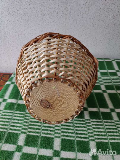 Корзина плетеная