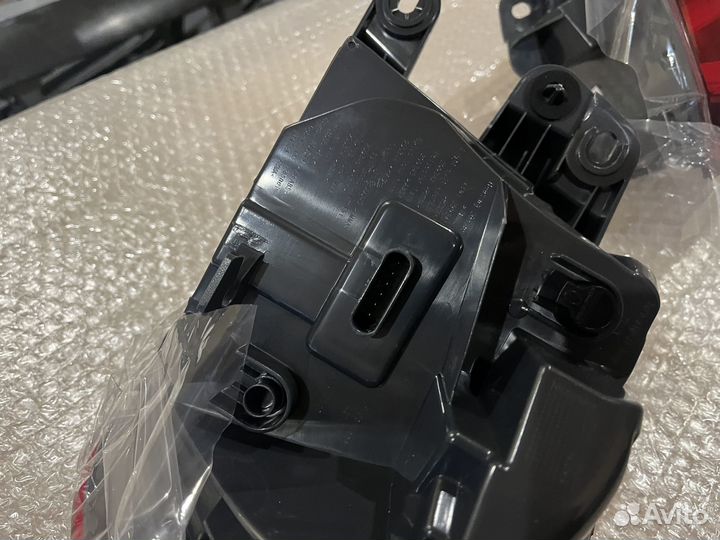 Комплект фонарей в крылья BMW F30 рестайлинг