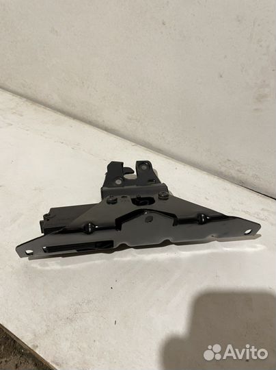 Замок крышки багажника Bmw X6 E71