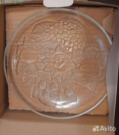 Набор посуды из 6ти тарелок (стекло)