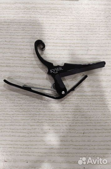 Каподастр для гитары