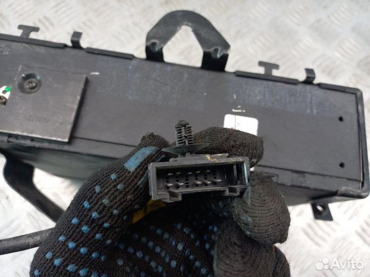 CD-Чейнджер компакт дисков Volkswagen Touareg