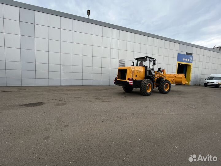 Фронтальный погрузчик Lonking CDM836N, 2023