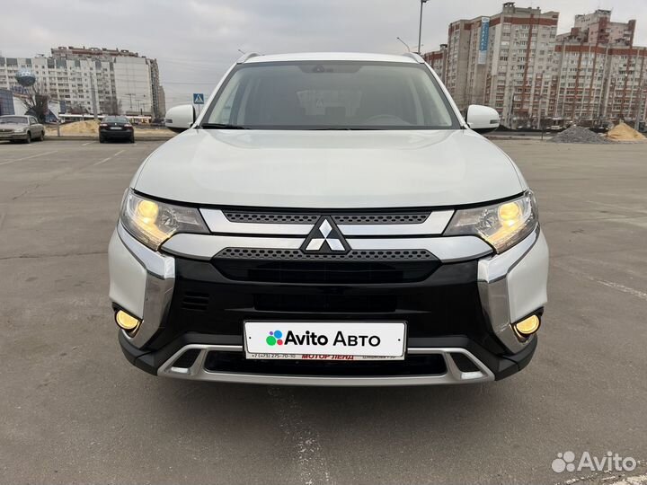 Mitsubishi Outlander 2.0 CVT, 2019, 57 968 км