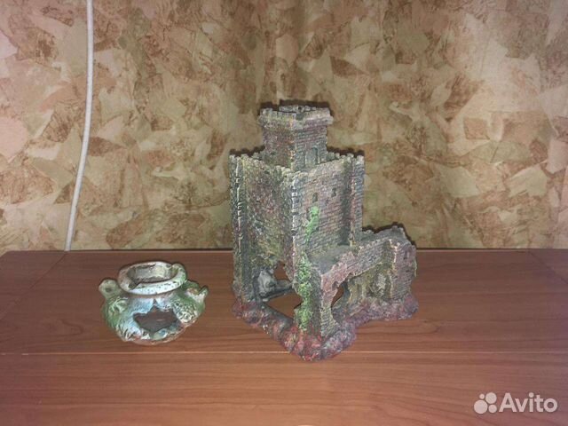 Замок для аквариума