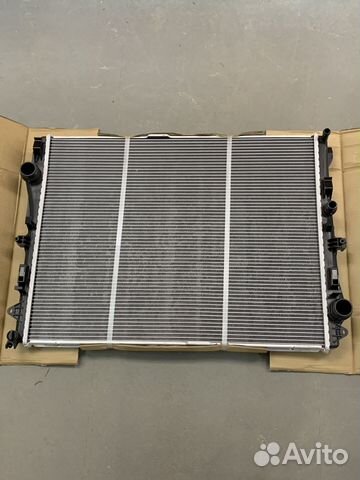 Радиатор охлаждения Mercedes W213,W222