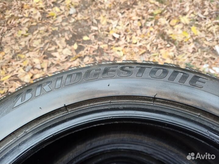 Bridgestone Blizzak Spike-01 205/55 R16