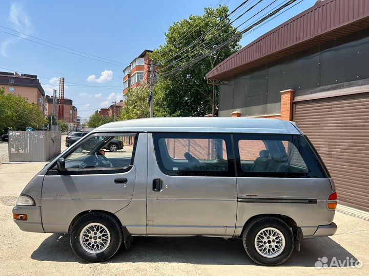 Toyota Lite Ace 2.0 AT, 1992, 280 000 км