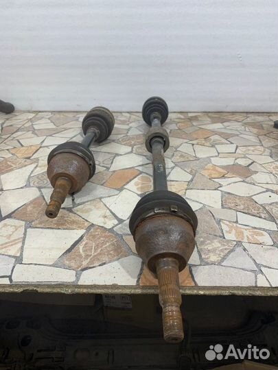 Привод Opel Astra хетчбэк 1.8 Z18XER 2007