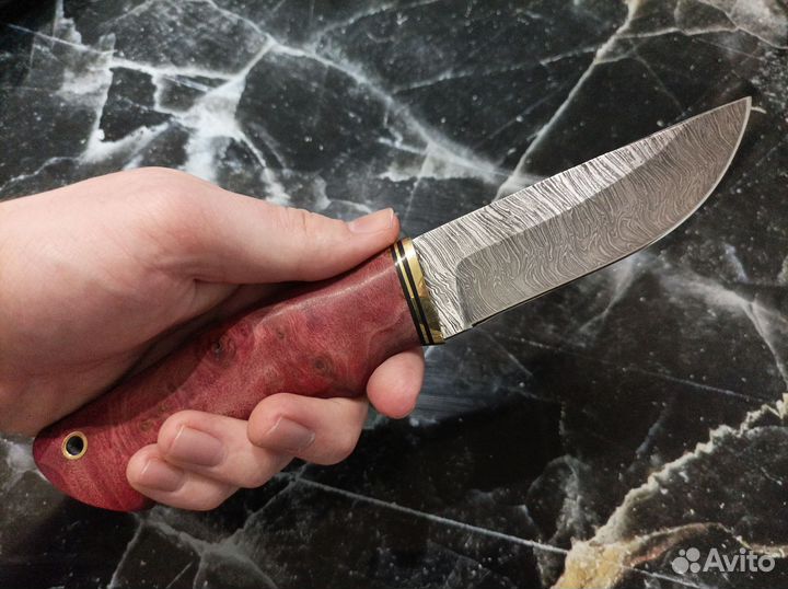 Нож охотничий ручной работы из дамасской стали
