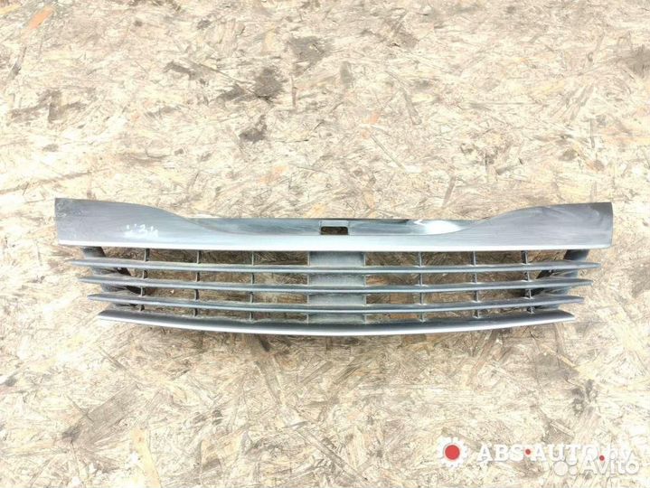 Решетка радиатора Renault Laguna 2 рест. 2005