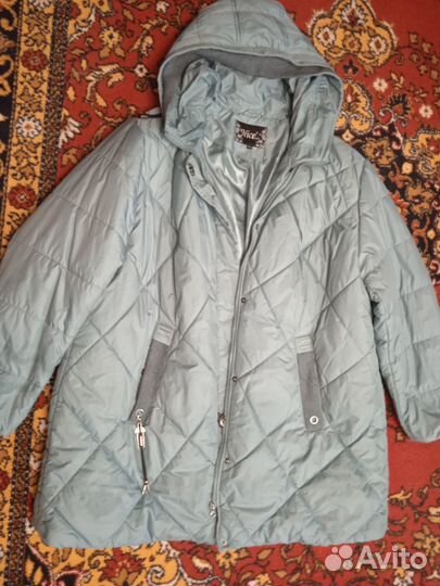 Отдам даром женские вещи