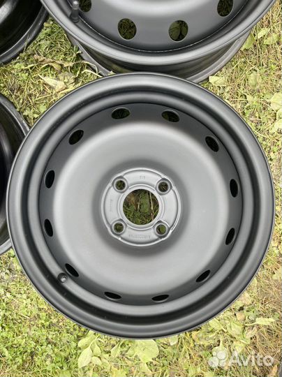 Диски оригинал Vesta Largus Logan R15