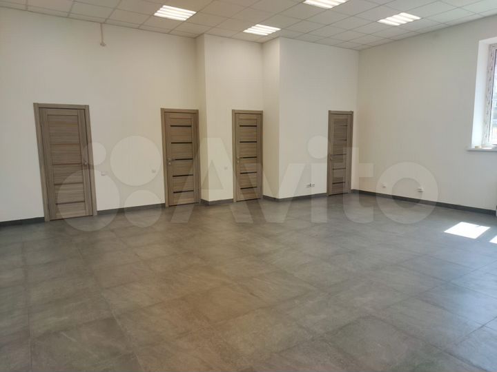 Торговая площадь, 77.6 м²