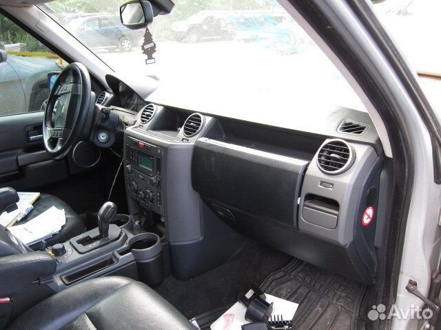 Разбор на запчасти Land Rover Discovery 3 2004-200