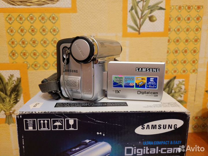 Видеокамера Samsung VP-D455i Digital-cam