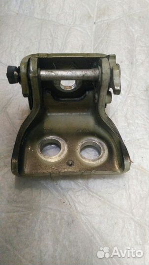 Петля двери передняя правая Citroen C4 2 1.6 VTI