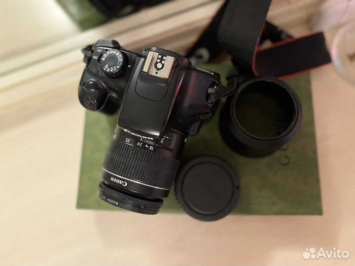 Зеркальный фотоаппарат камера Canon eos 1100d