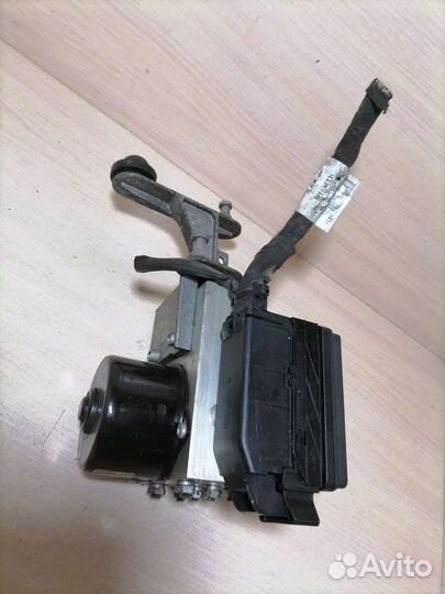 Блок ABS в сборе Mercedes W203 C209 W209