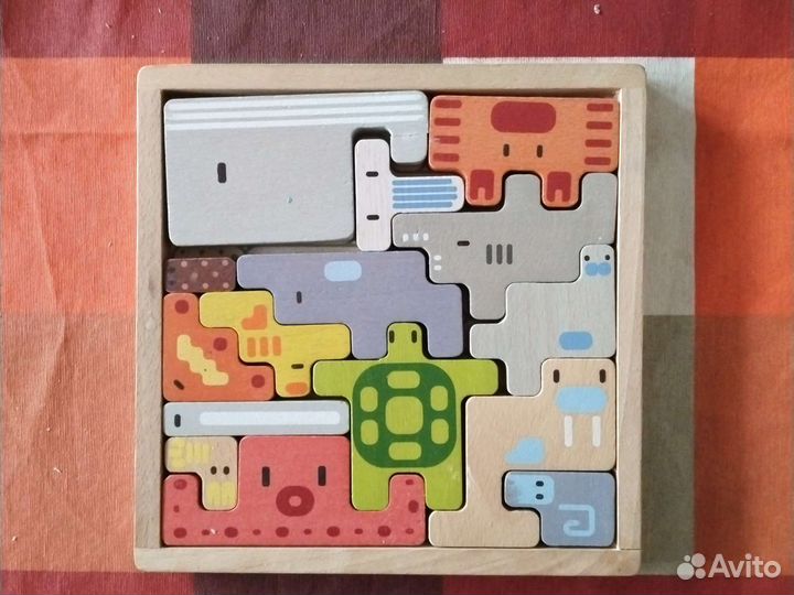 Детские игрушки и конструкторы