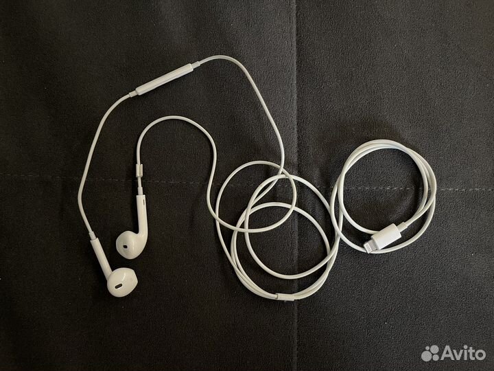 Наушники apple earpods lightning
