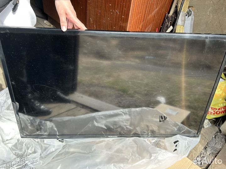 Телевизор samsung SMART tv 40