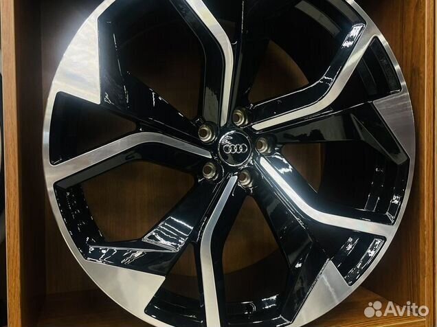 Диски R22 5x112 Audi Q7 Q8