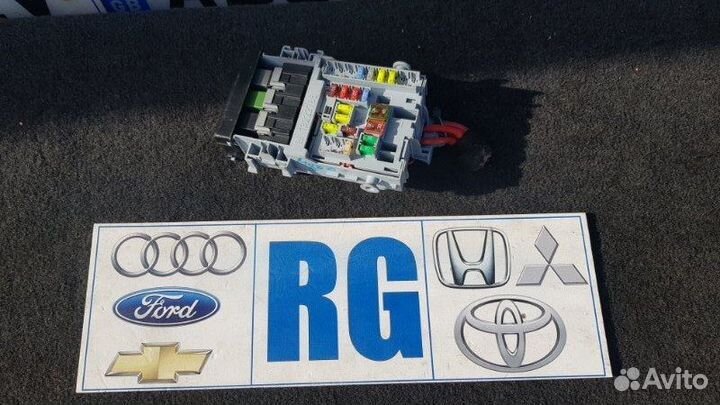 Блок предохранителей Chevrolet Cruze хэтчбек F16D4