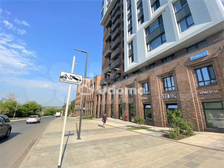 Продажа 300 кв.м. Менделеева 1/1 ЖК Символ 1 этаж