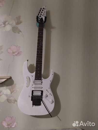 Электрогитара ibanez