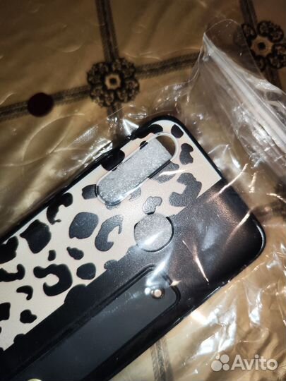 Чехол на Honor 10I