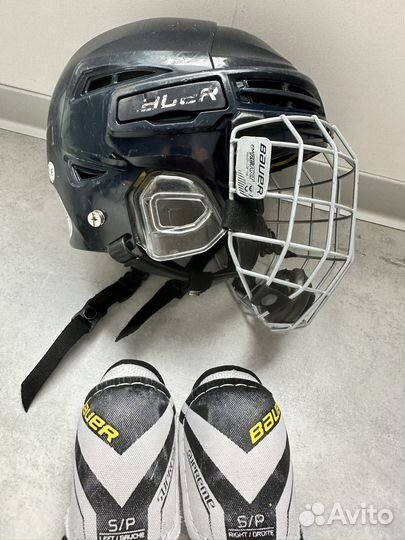 Хоккейный шлем и защита на локти Bauer