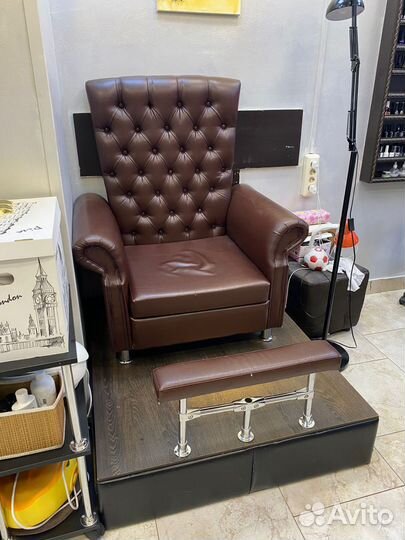 Педикюрное кресло