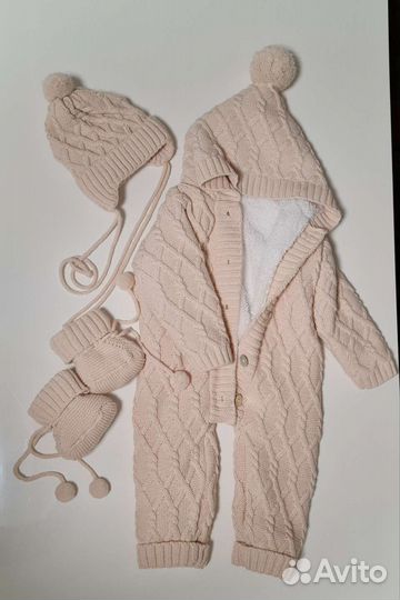 Вязаный комплект на выписку наследникъ Выжанова