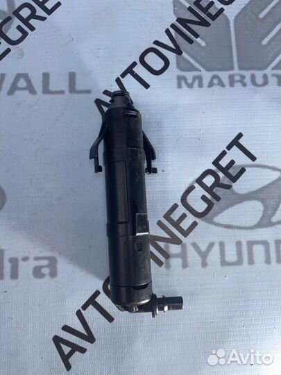 Форсунка омывателя фар Volkswagen Tiguan 2