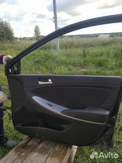 Двери на hyundai solaris 2015