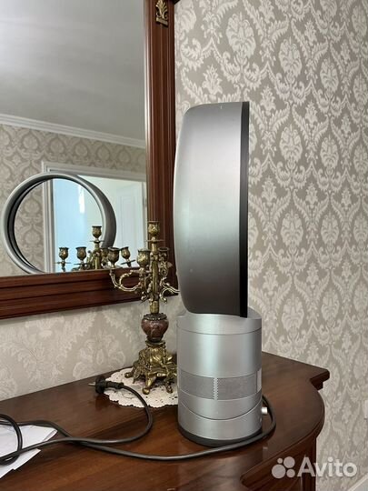 Вентилятор настольный безлопастный Dyson AM 01