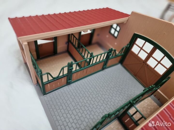 Игровой набор Schleich Конюшня с аксессуарами 4219