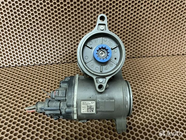 Мотор рулевой рейки Skoda / Volkswagen