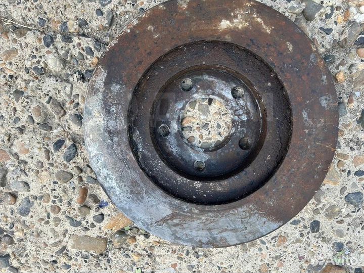 Передние тормозные диски Nissan Altima L31 Nissan