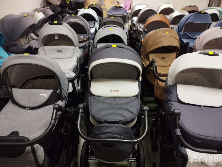 Коляска на гарантии. Доставка