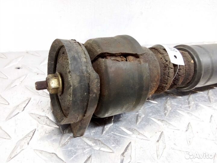 Амортизатор задний R Ford Focus 1